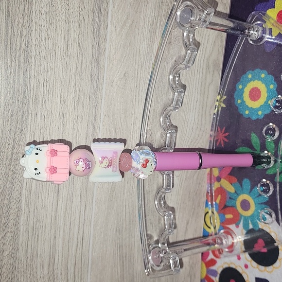 Hello Kitty Pen - Picture 1 of 2
